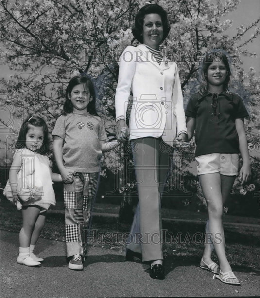 1972 Models at BCC Fashion show, Mrs. Edmund Munger, Others - Historic Images