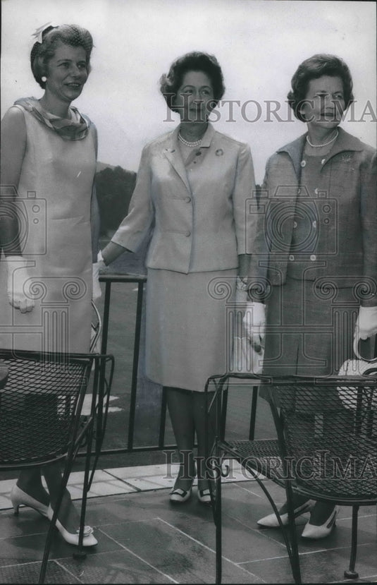 1967, Mrs. Henry Seibles, Mrs. Frank Taylor, Other of Linly Heflin - Historic Images