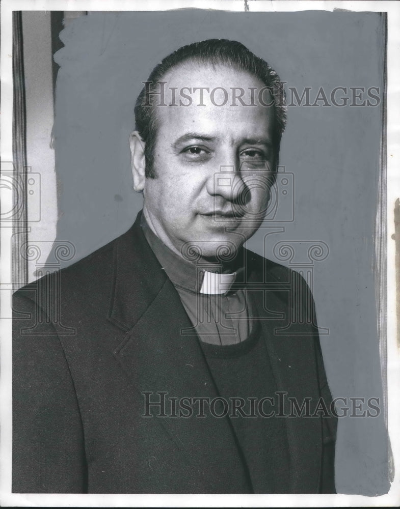 1976, The Reverend Elias Kalariotes, former Tarpon Springs pastor - Historic Images