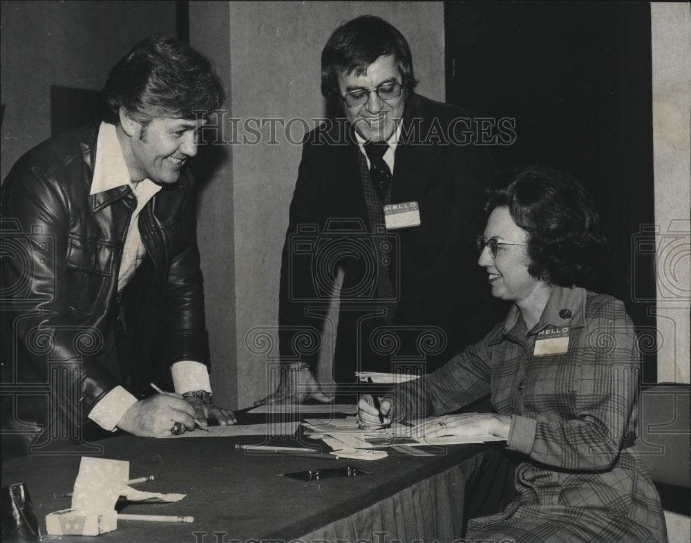 1976 Alabama Education Association delegates convene in Huntsville - Historic Images