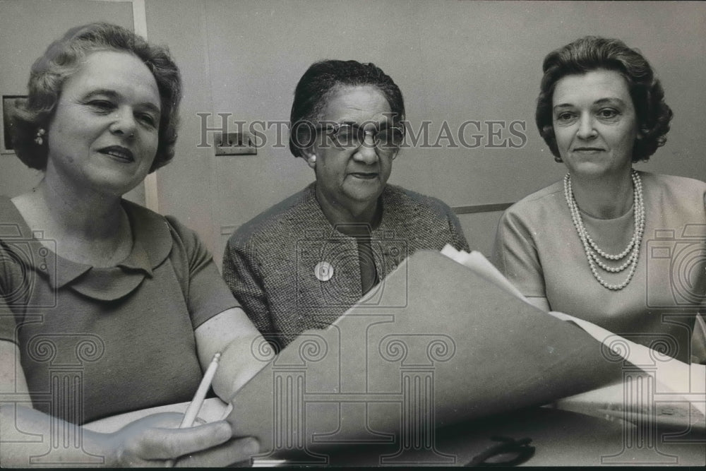 1967, Mrs. Lloyd Marsh, Birmingham Council PTA with Other Leaders - Historic Images