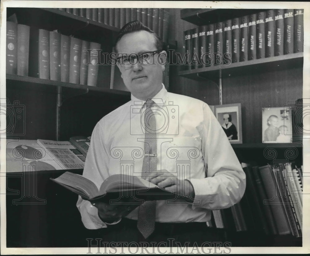 1962, Harold Martin, Assistant General Manager of Birmingham News - Historic Images