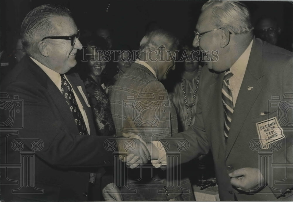 1974 Bessemer, Alabama Mayor Jess Lanier with Others at Event - Historic Images