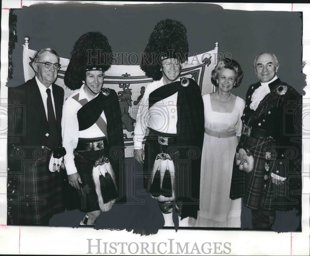 1976, Gathering of the Clans in Kilts with Reverend Dougald Maclean - Historic Images