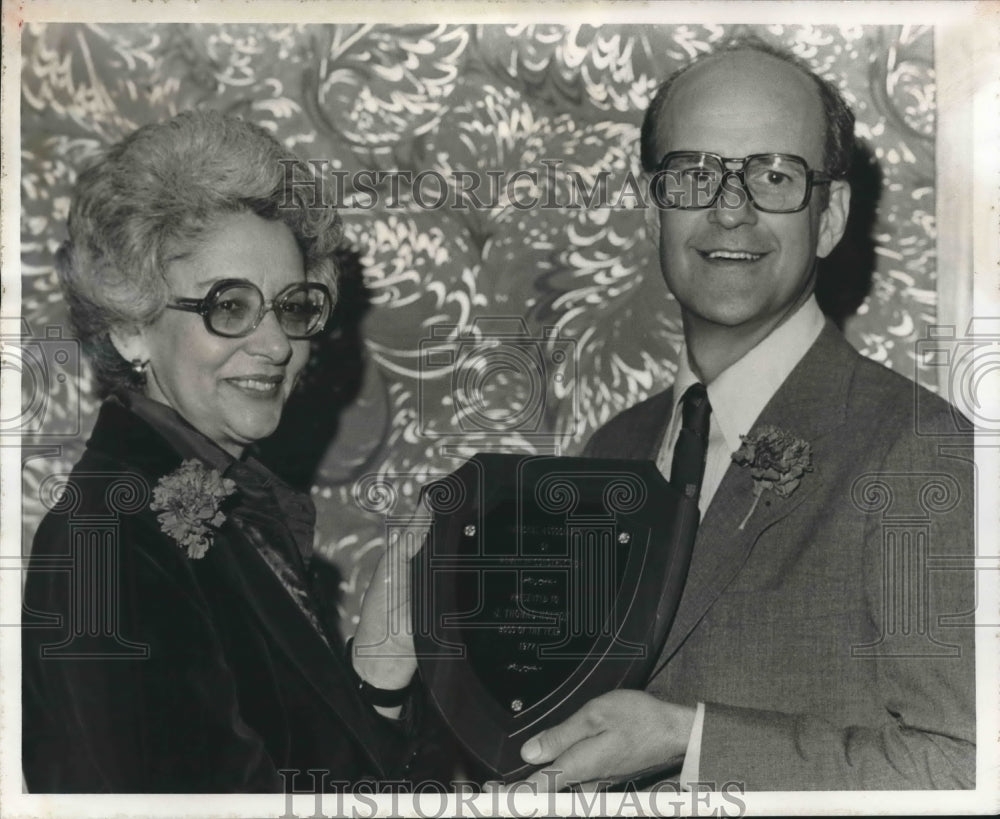 1977, J. Thomas Holton &quot;Boss of the Year&quot; from Women in Construction - Historic Images