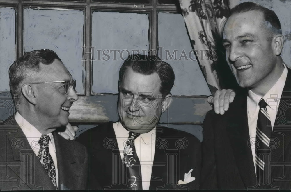 1953, Members of Tuscaloosa Chamber of Commerce Hear Progress Report - Historic Images