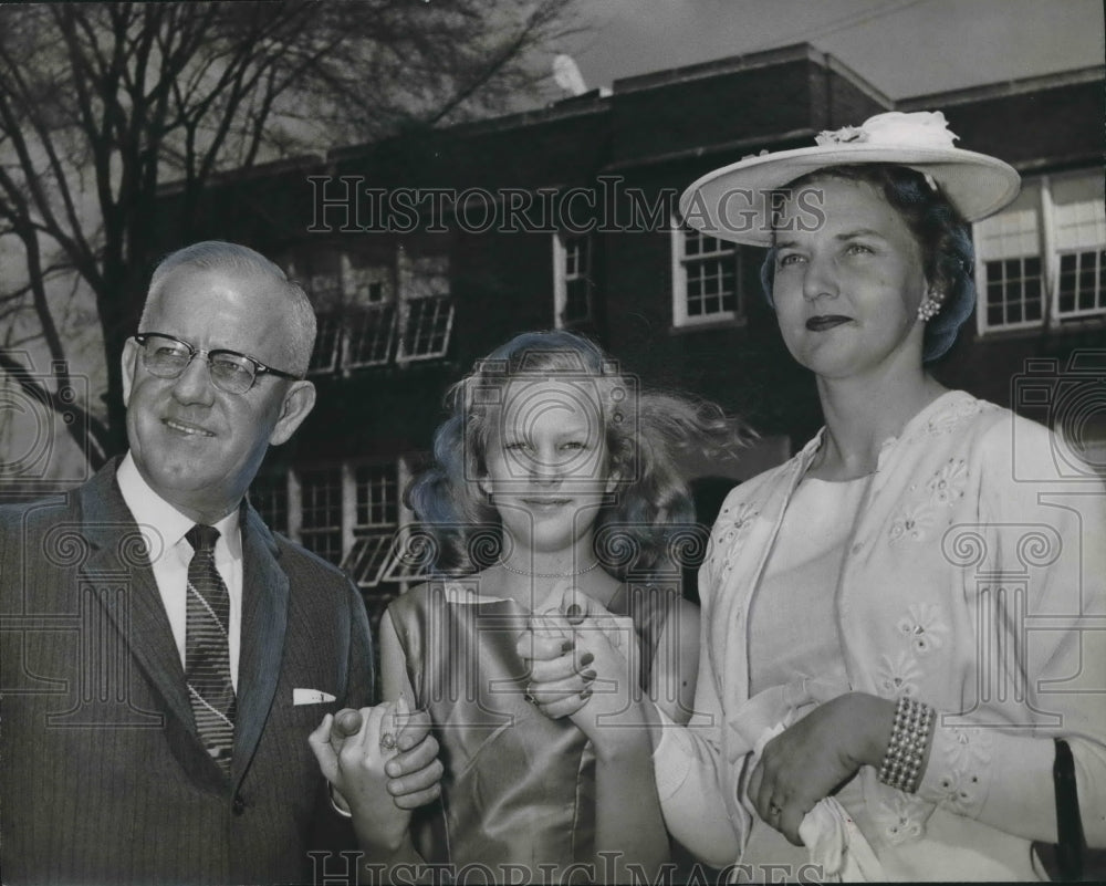 1958 G. C. Morrow, Faye Tisdale, Mrs. J. M. Tisdale at School Event - Historic Images