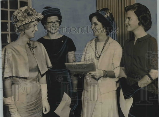 1962, Mrs. James R. Morrow, Alabama Federation of Women's Clubs - Historic Images