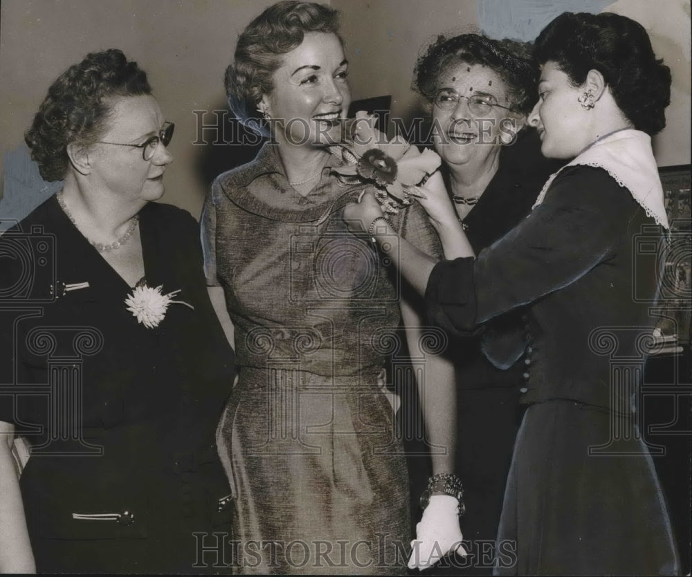 1955, Movie Star Gail Patrick Visits Alma Mater Woodlawn High School - Historic Images