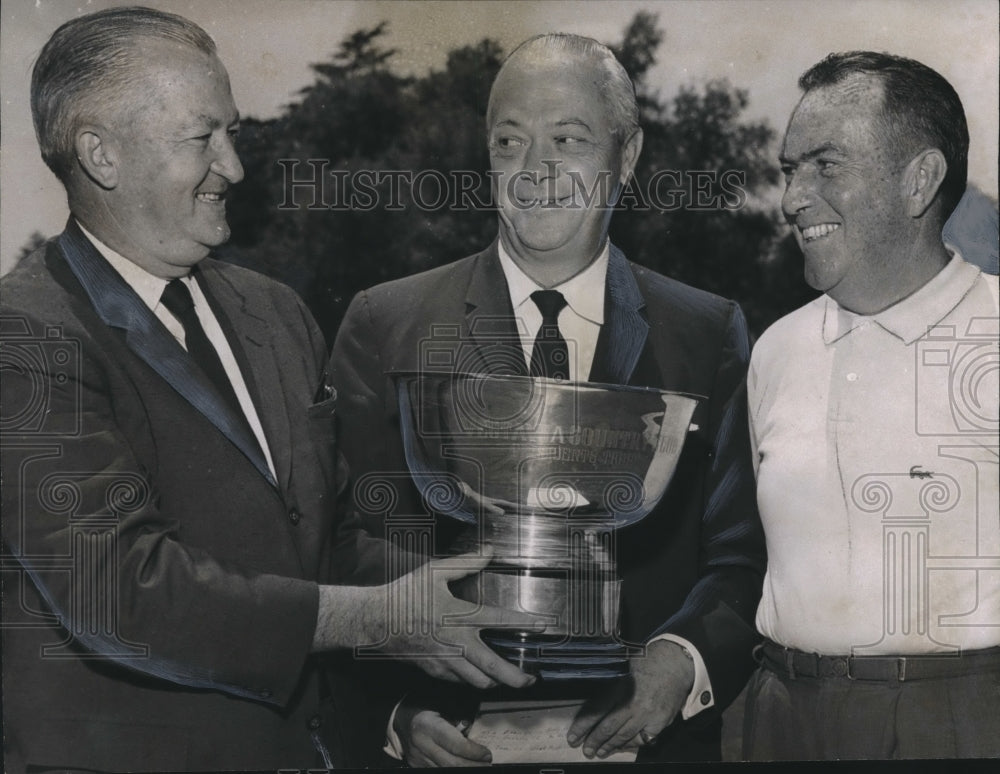 1961 Press Photo Twosomes Play Golf For President&#39;s Cup at Vestavia Country Club- Historic Images