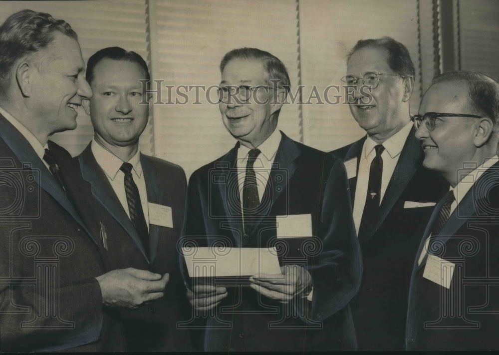 1962, Dr. John W. Simpson and state medical officers at session - Historic Images