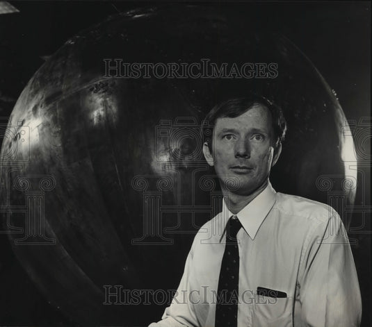 1983 Press Photo Howard Dyer-Smith, Harbert International - abno08722 - Historic Images