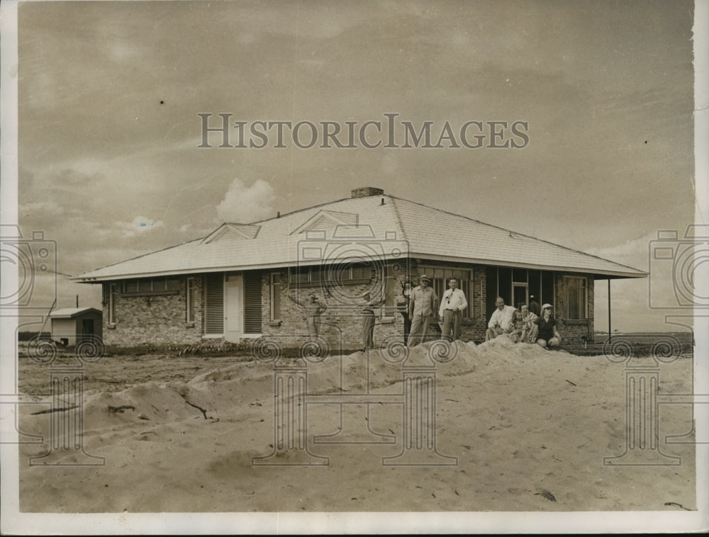 1950, House in Gulf Shores, Alabama - abno08738 - Historic Images