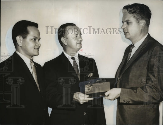 1966, Scottsboro, Alabama Mayor John Reid Honored as Man of the Year - Historic Images