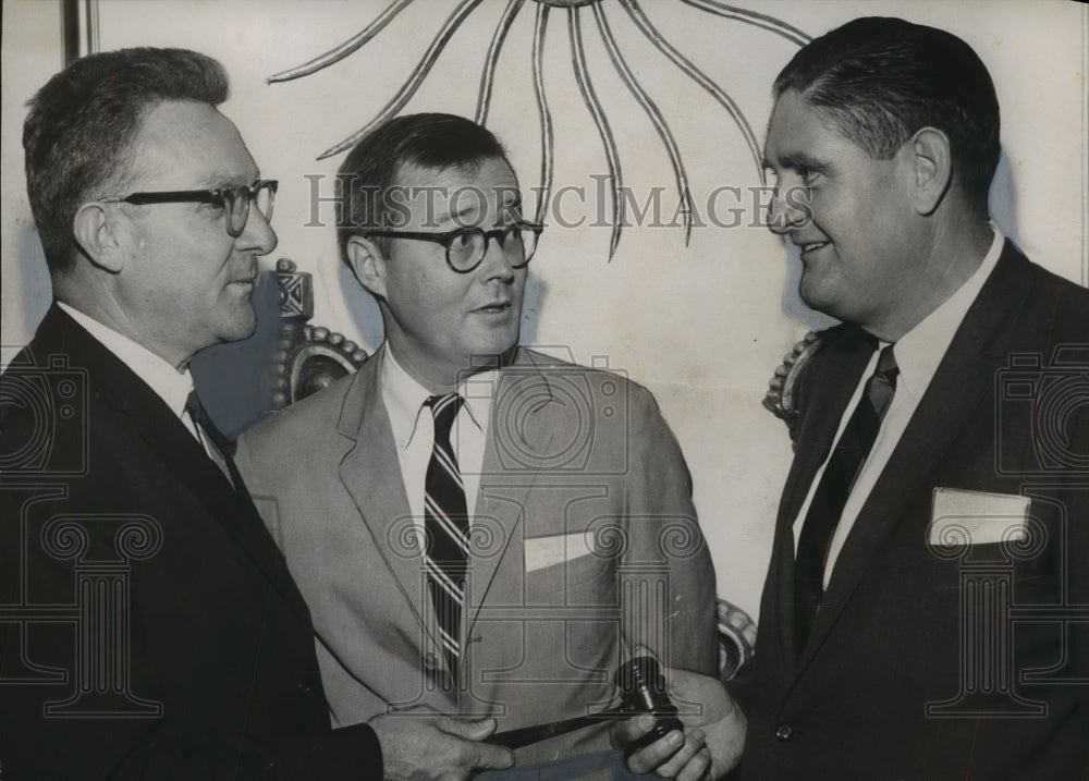 1965 Alabama Bar Association Members at Meeting - Historic Images