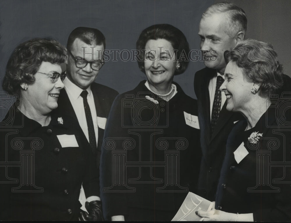 1966 Group Involved with Visiting Nurses Association - Historic Images