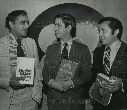 1976, J. Anthony Lukas & other authors & books at Festival of Arts - Historic Images
