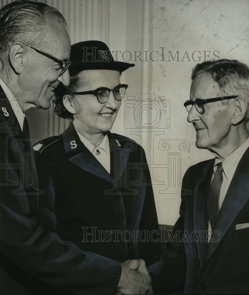 1961, Salvation Army Leader Lieutenant Colonel Frank Longino & Wife - Historic Images