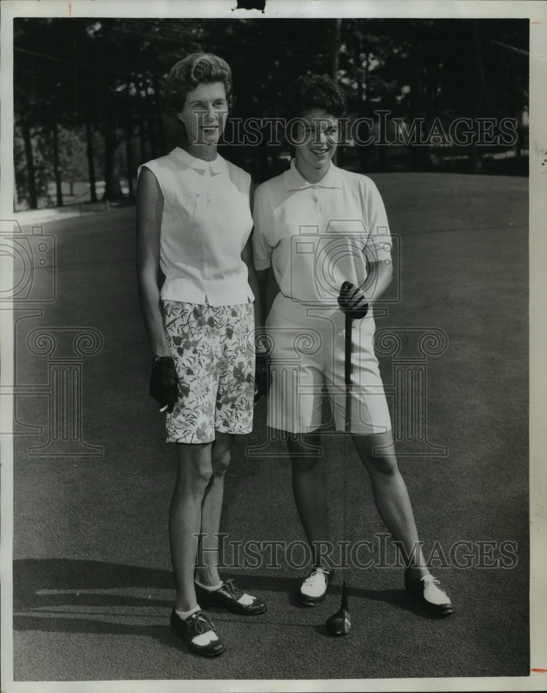 1962, Mrs. Crawford Johnson and Katherine Blackford, Golf Finalists - Historic Images