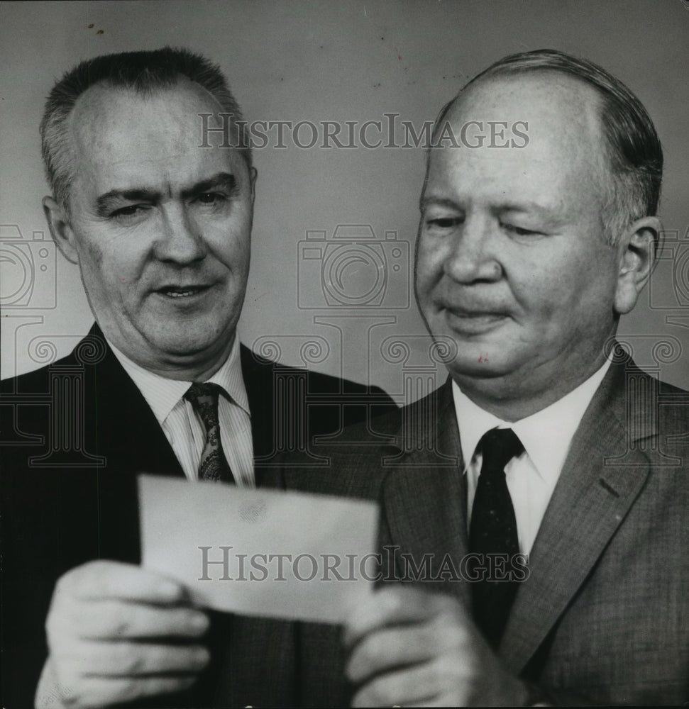 1965, DAC Members Ray Hill and Fred Ferguson - abno09617 - Historic Images