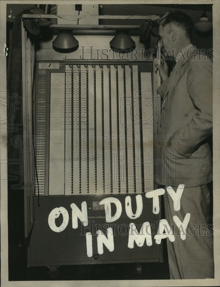 1952 Robert Lindbergh Poses with Sample Voting Machine - Historic Images
