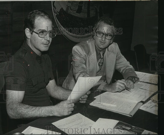 1978 Press Photo Members of Discovery Place Guild plan museum addition in AL - Historic Images