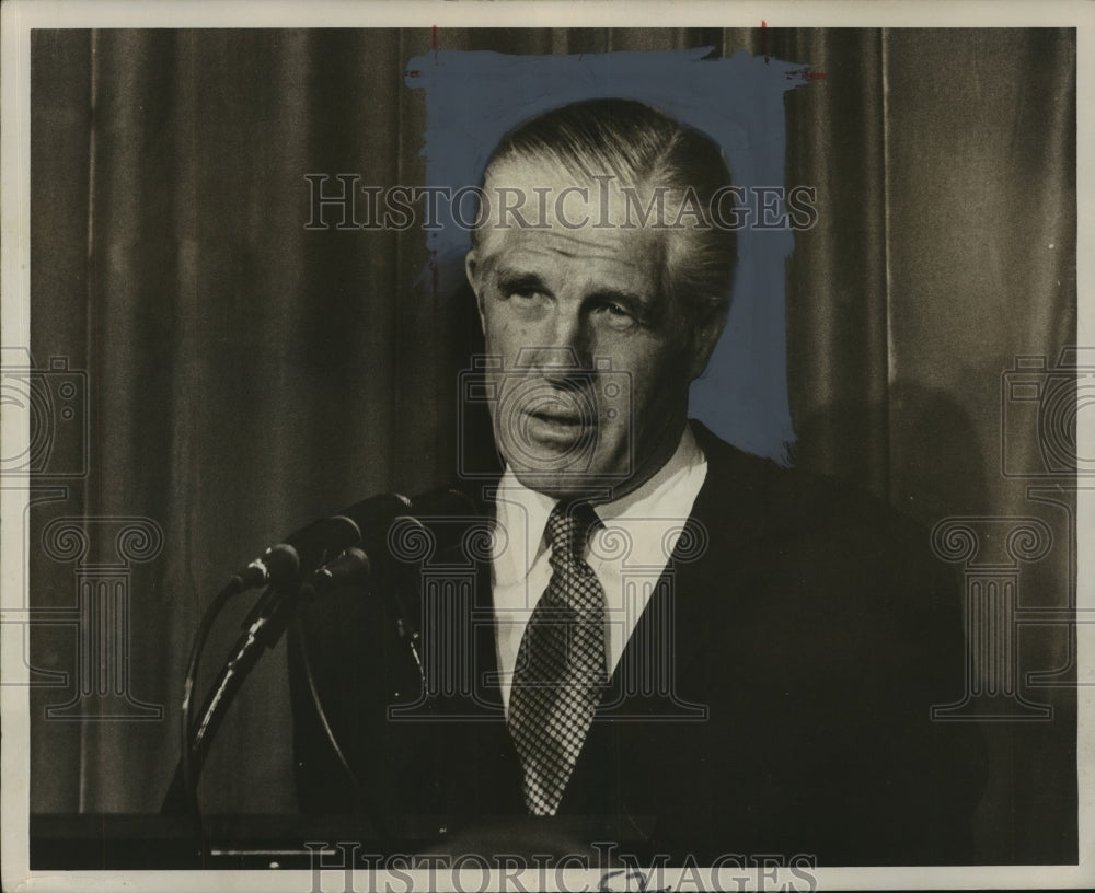 1971, George Romney, Secretary, speaking in Alabama - abno10048 - Historic Images