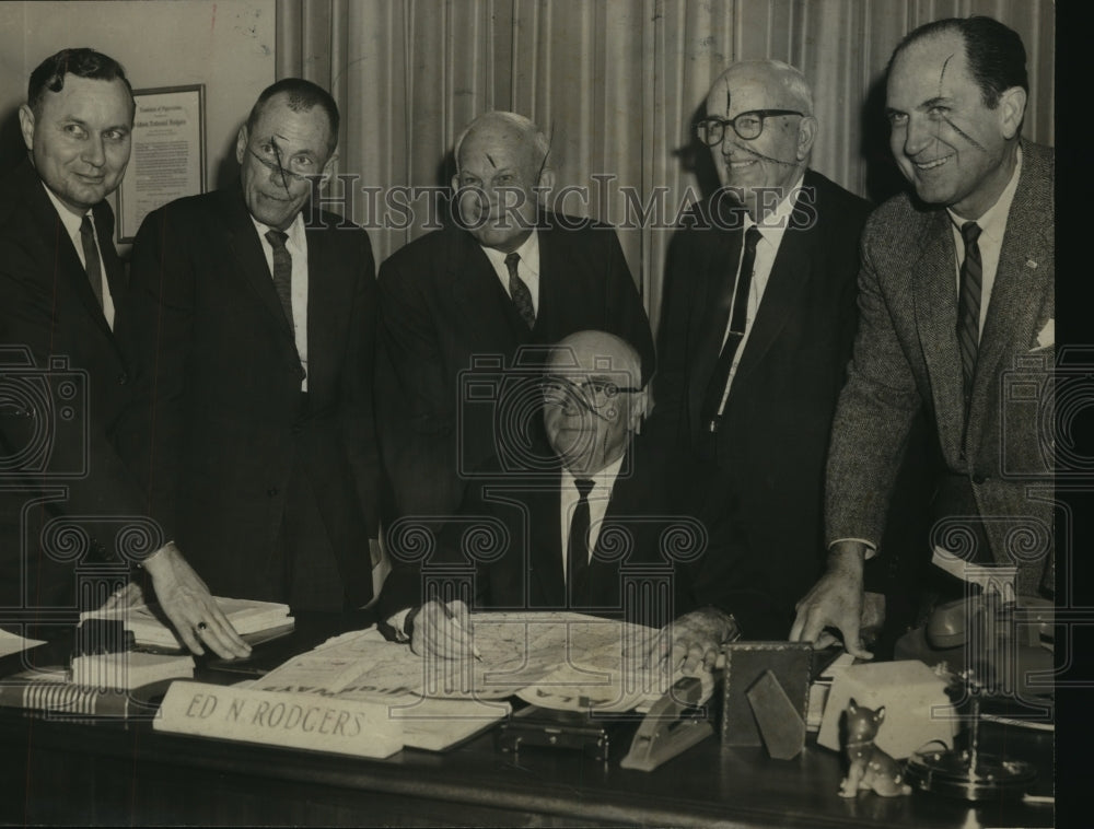 1963, Alabama Highway Director Ed Rodgers Confers With Officials - Historic Images