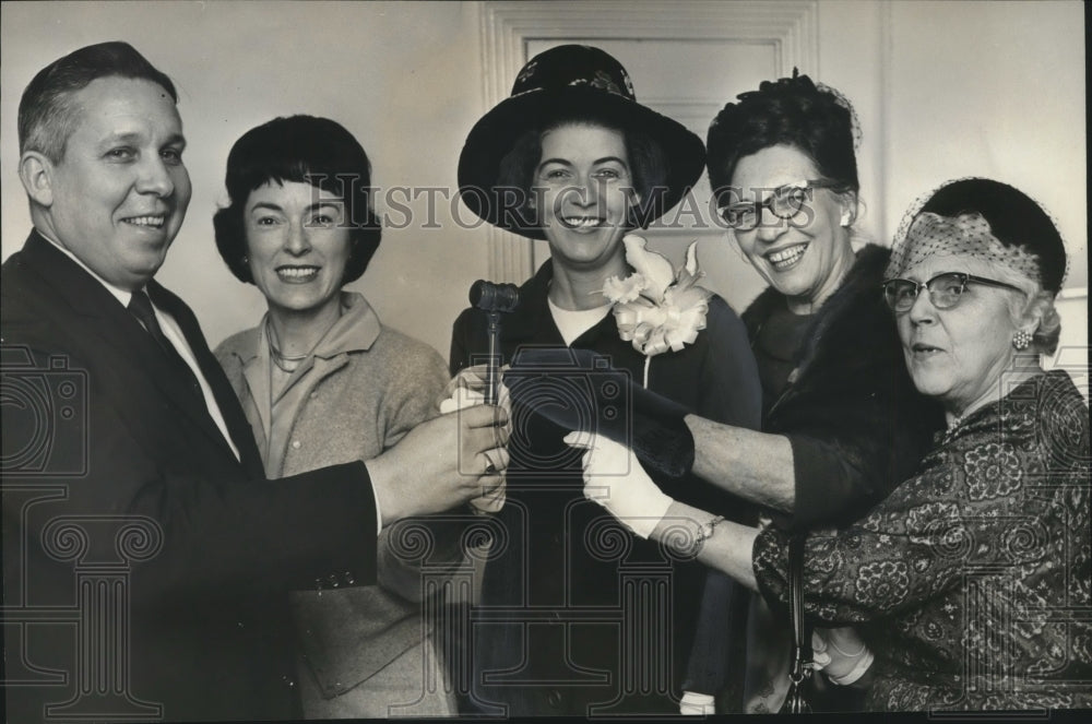 1965, Members, Women&#39;s Council of Nat&#39;l. Assoc. of Real Estate, AL - Historic Images