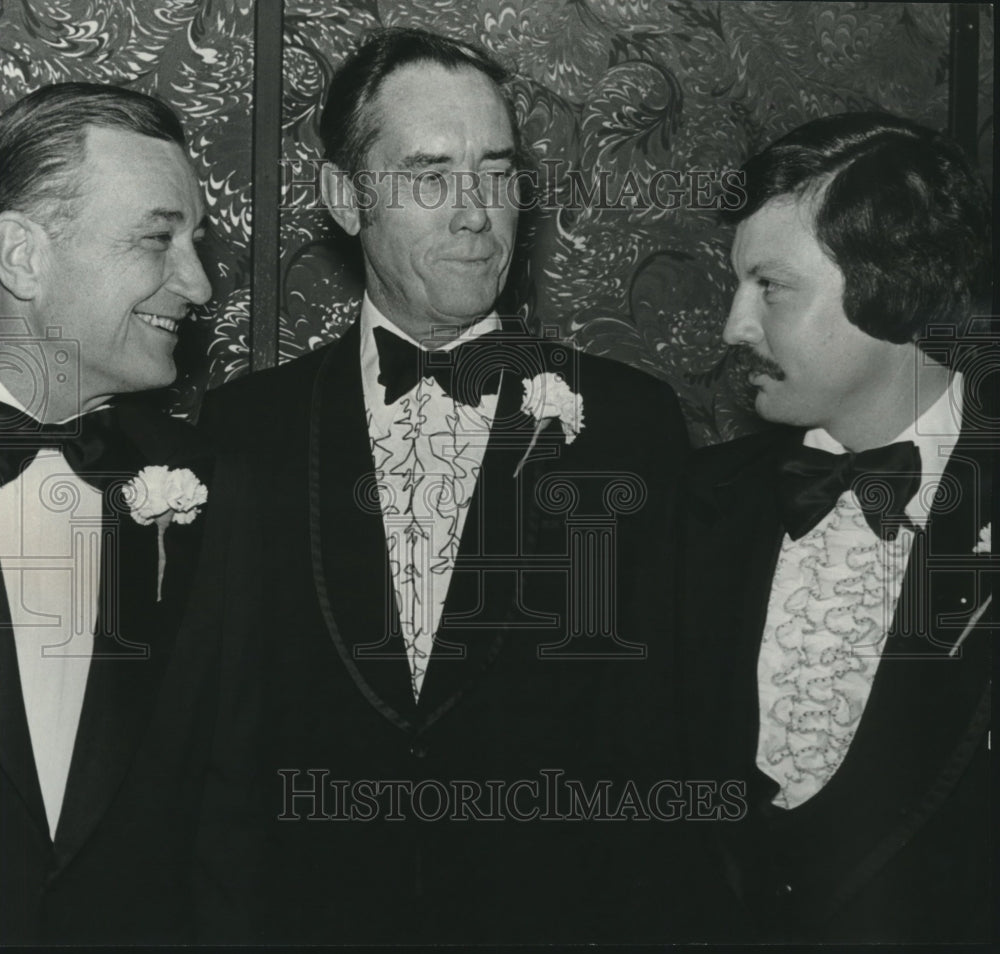 1977 Press Photo Club Executives and US Steel Executive - abno10199 - Historic Images