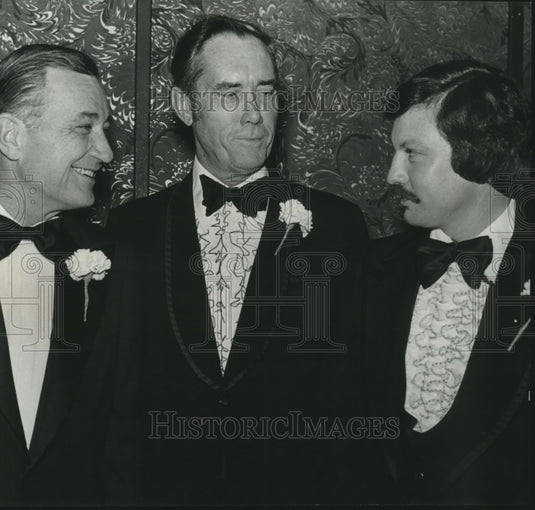 1977 Press Photo Club Executives and US Steel Executive - abno10199 - Historic Images