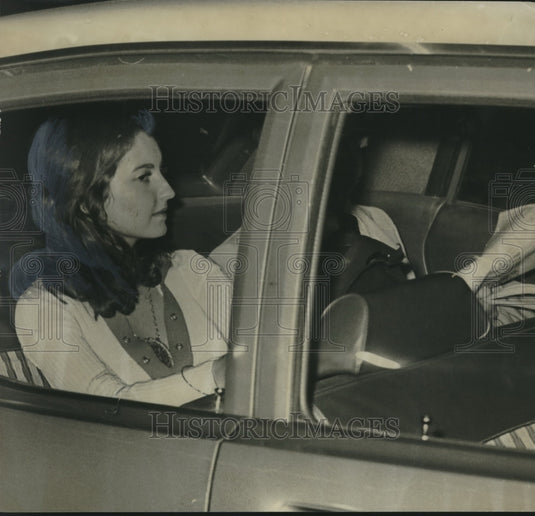 1972, Stewardess Rita Tidewell, hijack victim, Birmiingham, Alabama - Historic Images