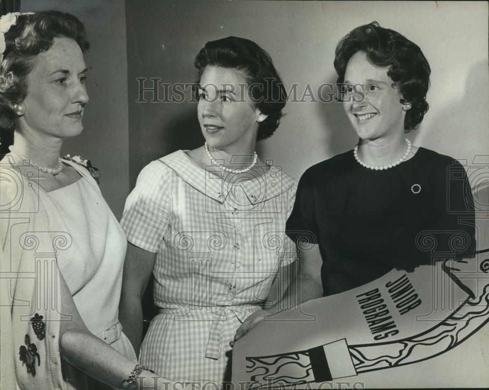 1962, Mrs. Peter Smith &amp; others, Jr. Program Committee, Birmingham AL - Historic Images