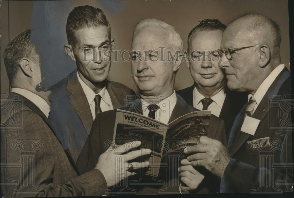 1965, Braxton Taylor, Stereotyper &amp; other union members at meeting - Historic Images