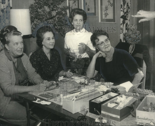 1969, Mrs. Ben Stabile & Other Clubwomen Complete Holiday Decorations - Historic Images