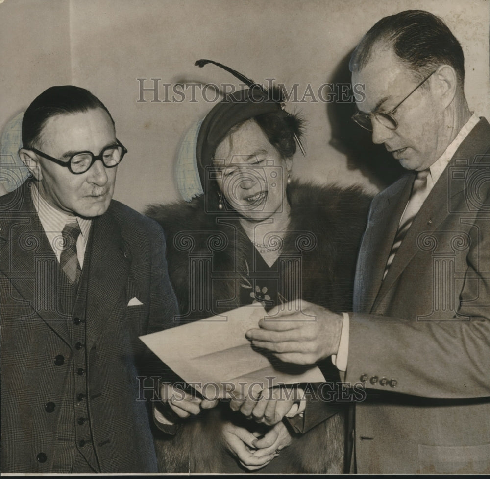 1950 Scottish Educator and Wife With Fairfield, Alabama Educator - Historic Images
