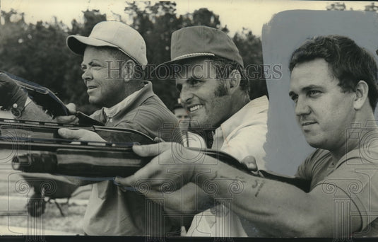 1971, Don Smith, Henry Cribbs & Wayne Mayes Alabama skeet stars - Historic Images