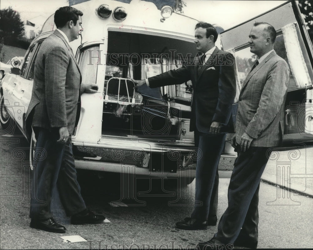 1969, Ed Norman, Richard Payson, Bob Batson View State Ambulance - Historic Images