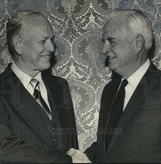 1977 Press Photo Birmingham News publisher Clarence B. Hanson & Ross Peeples Jr. - Historic Images