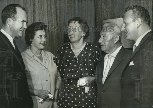 1962, Gov. & Mrs. John Patterson & others at dinner, Birmingham AL - Historic Images