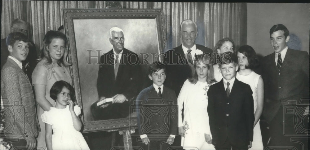 1969, Portrait of Thomas Russell Unveiled at Junior College Library - Historic Images