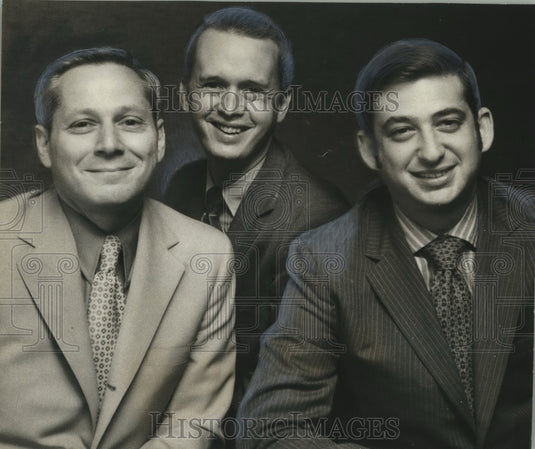 1970 Jerry Routman, Mike Schor, David Koplon, officer installation - Historic Images