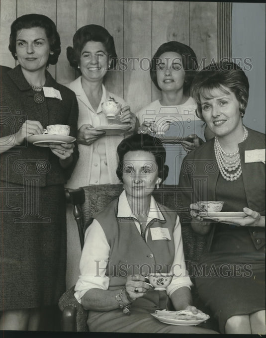 1965 New Members of the Children's Service League - Historic Images