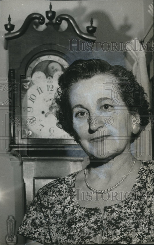 1959, Mrs. Claude Smithson, Wife of Fairfield, Alabama's Mayor - Historic Images