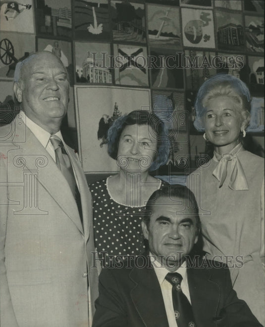 1977, Gov. George Wallace & others, launching Tapestry Tour, Alabama - Historic Images