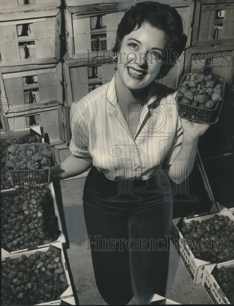 1960, Former Miss Alabama Peggy Thompson with Strawberries - Historic Images