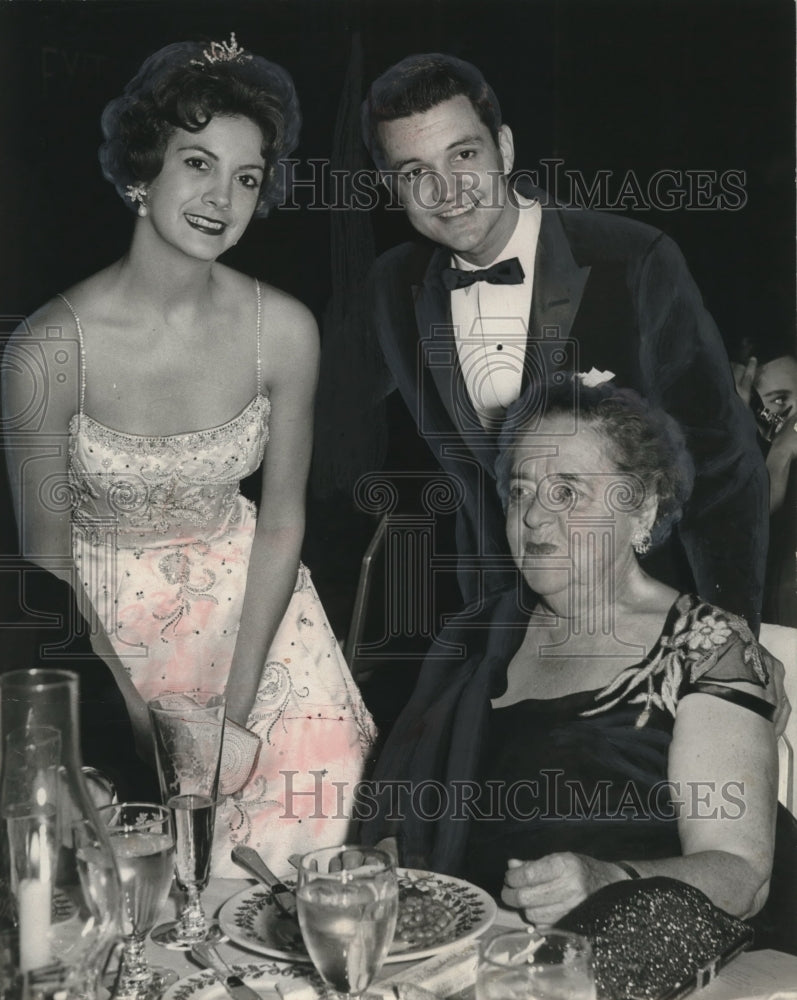 1958, Lee Thornberry, Miss Alabama Contest Winner, At Dinner - Historic Images