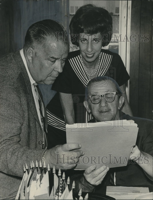 1966, Irving Stern Making Final Festival of Arts Plans - abno11121 - Historic Images