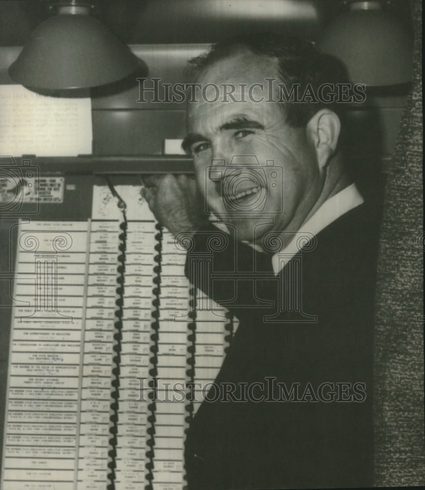 Press Photo Former Alabama Governor John Patterson at Voting Booth - abno11149 - Historic Images