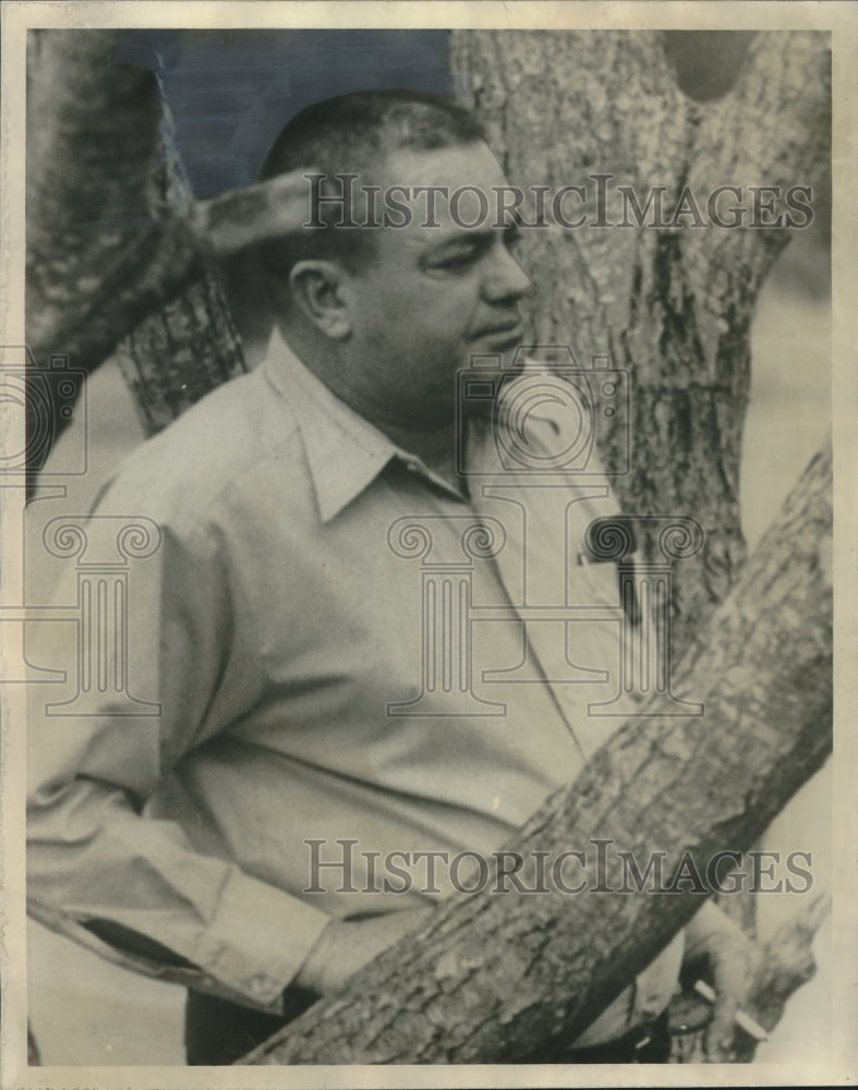 1973 Howard Traylor, father of two Vietnam war soldiers killed - Historic Images